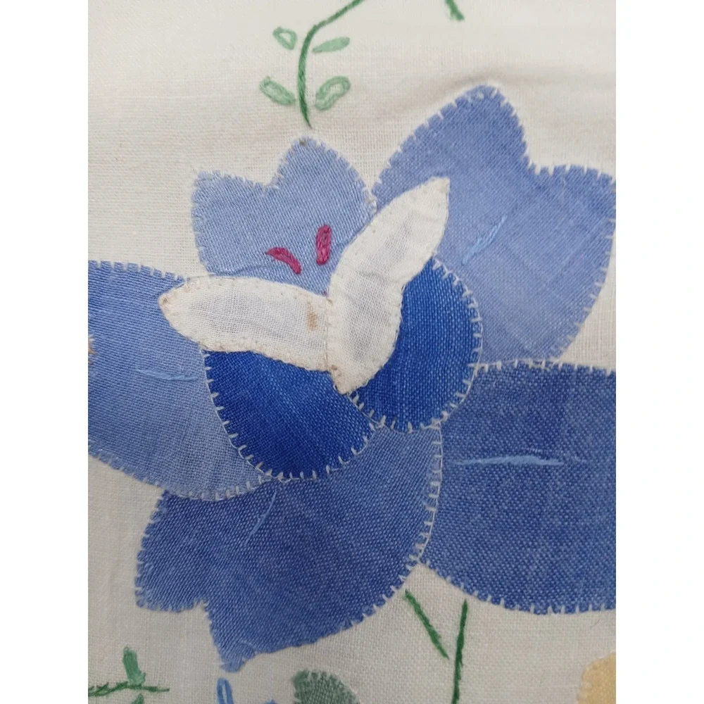 Cotton Peking Handicraft Set of 3 Floral Applique Embroidered Hand Towels